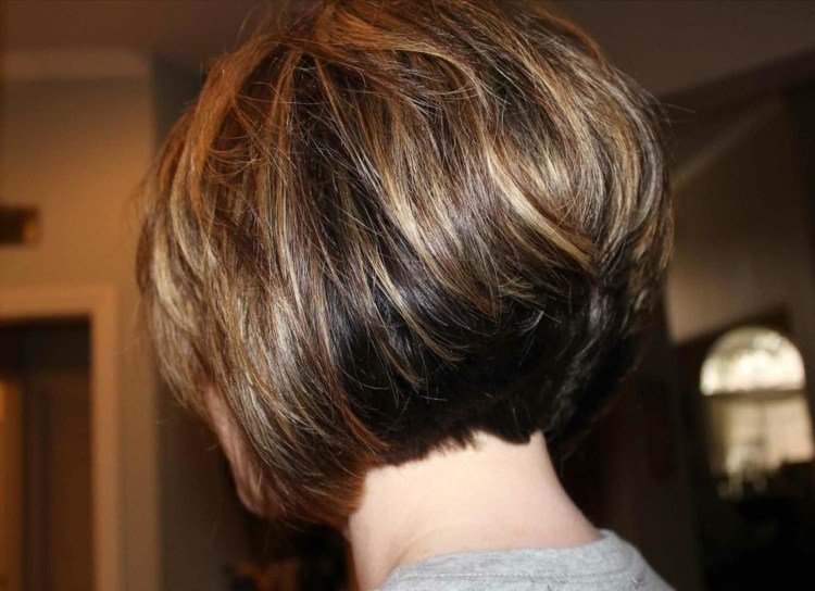 strih krátkeho strihu Bob