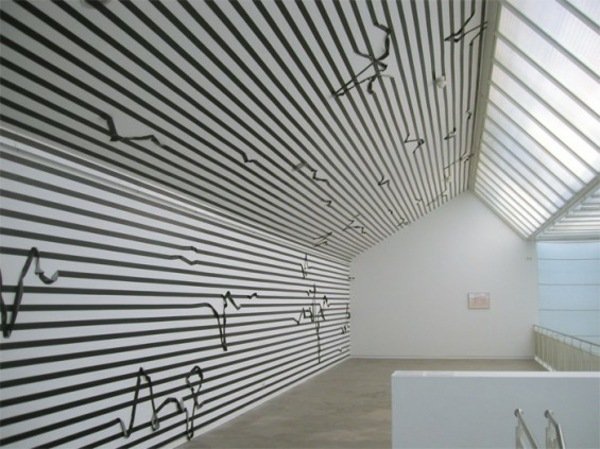 moderný čiernobiely falošný strop moderný-falošný-strop-čierno-biely