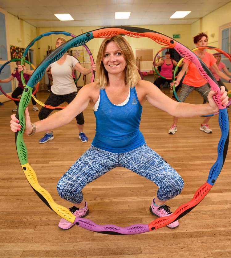 Obruč drep drep s hula obručou