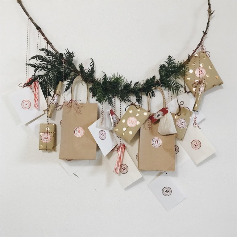 Adventný kalendár vyrobte si vrecia na chlieb z papiera a ozdobte si nápady