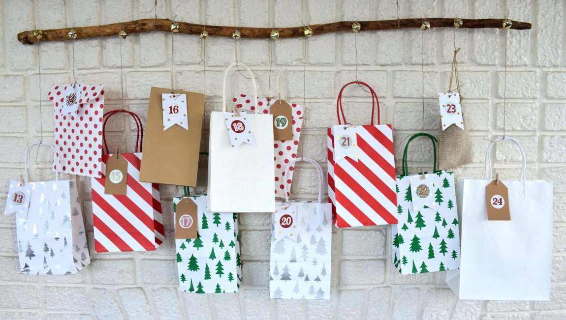 Vyfarbite si vlastné kalendáre farbami a washi páskami