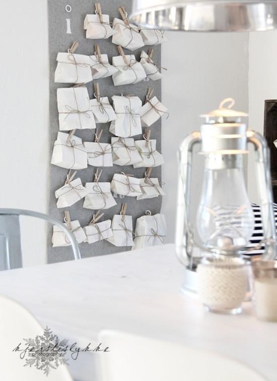 adventný kalendár škandinávske balíčky nástenné špendlíky drotár adventný kalendár škandinávske balíčky špendlíky na stenu