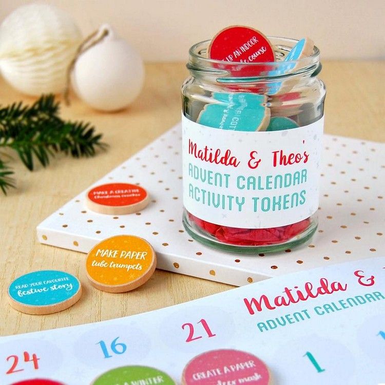 Tinker adventný kalendár v pohári na farebnom papieri, píšte porekadlá a básničky