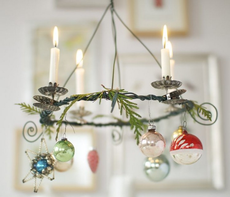Naviňte veniec na prázdno z kvetinového drôtu adventný veniec-zavesenie-drotárstvo-kvet-drôt-sviečka-tanier-sklenené gule