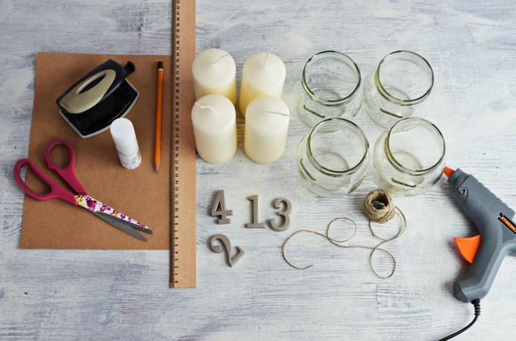 Materiály jednoduchý adventný veniec vyrobený z pohárov