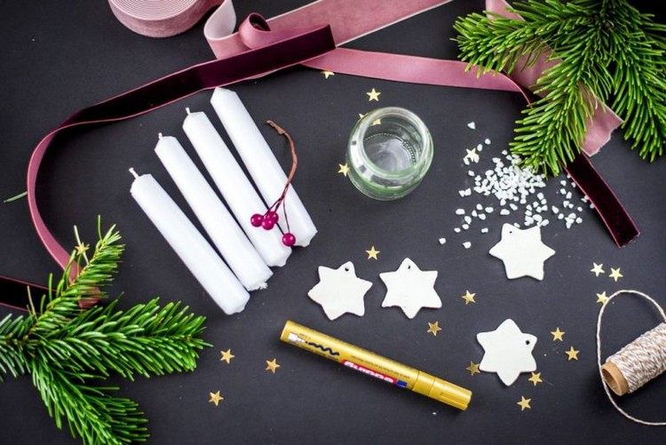 potrebný materiál DIY adventný veniec s držiakmi na čajovú sviečku