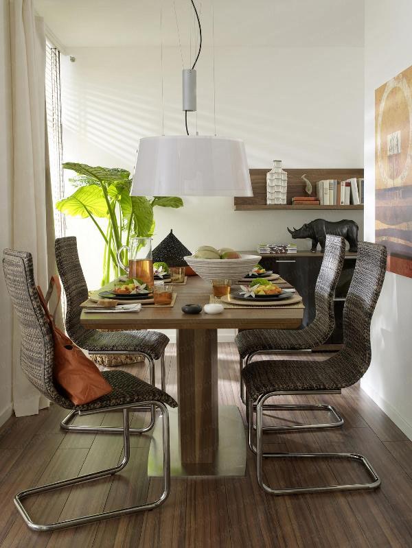 s-Afrika-dekorácia-nábytok-jedáleň