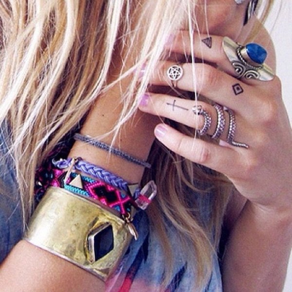 kovové prstene rôznych šírok-prstové šperky-nápady boho štýl prstene náramok šperky nápady moderné
