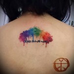 a felirat a lapockák között - tetoválás akvarell fotó