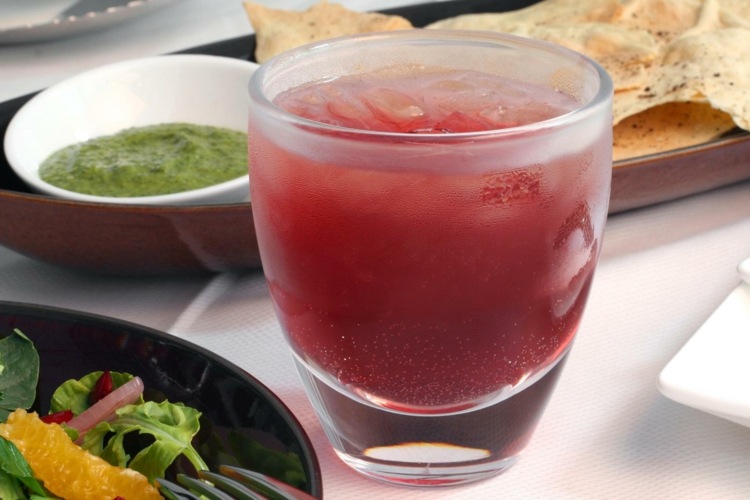 Koktejlové brusnice Zázvor ľadový jablčný mušt Pripravte si brusnice zázvor zmrzlinu jablčný mušt