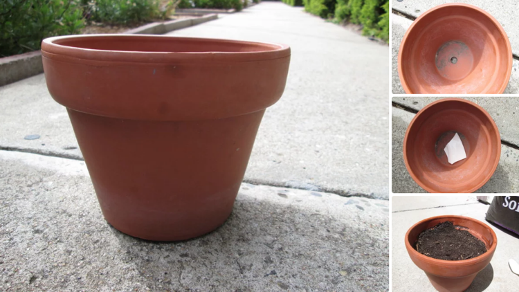 Odtokový otvor drenážnej vrstvy z hlinenej nádoby