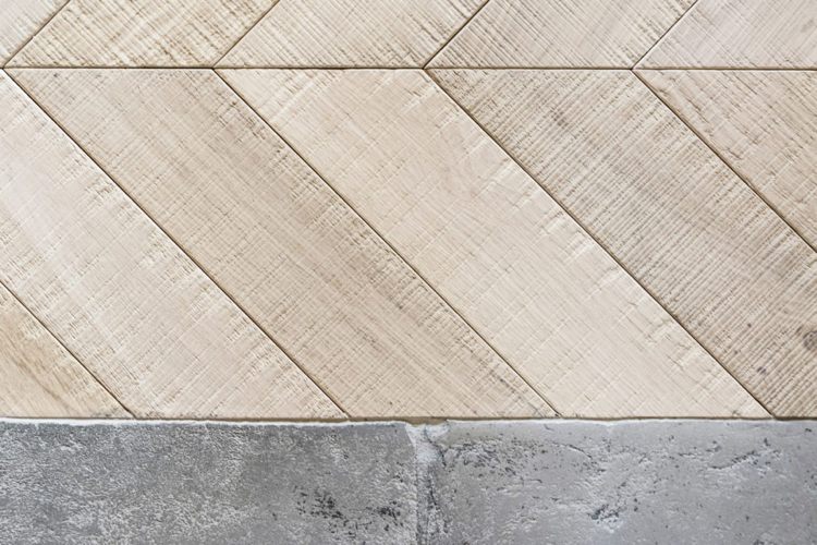 Staré-nové-zariadenie-obývačky-štýl-miešanie-podlahy-moderné-parkety