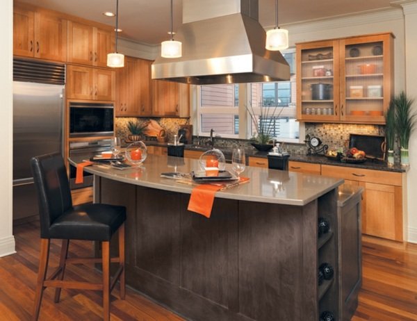 Maľovanie dubových kuchynských skriniek