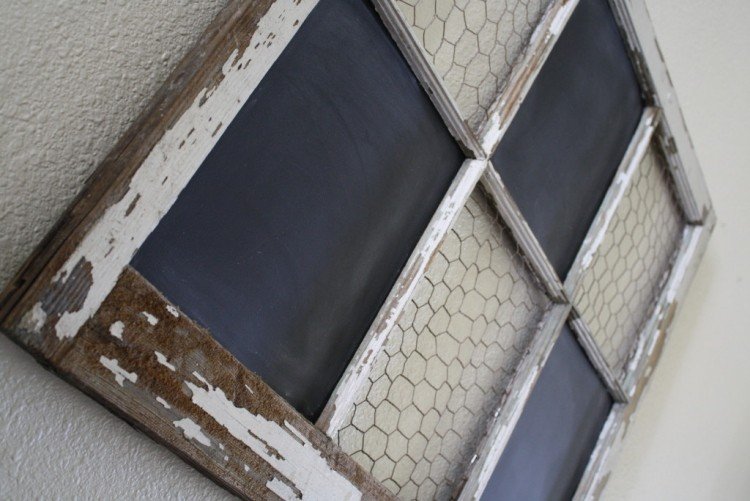 stará-okenná-dekorácia-nástenná-dekorácia-tabuľa-mriežka-závesná-čierno-biela