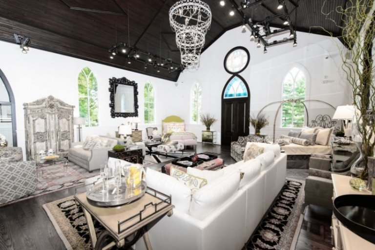 Starý nábytok-obnovenie-upútať pozornosť