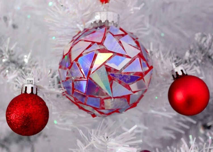 staré vianočné gule efektívne skrášlia recykláciu CD