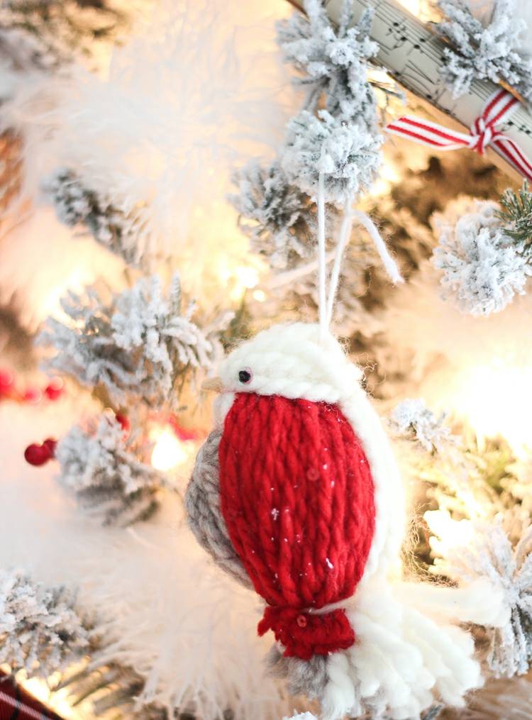 staré vianočné gule zdobia tvary vlnitých vtákov DIY