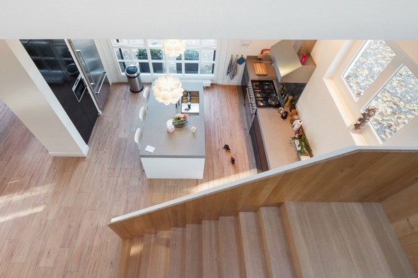 moderný dom ako vagónový prístrešok vyššie