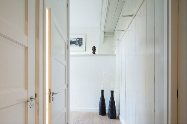 moderný dom ako vagónová búda minimalistický