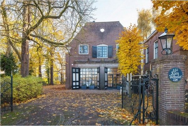 moderný dom ako vchod do vagóna