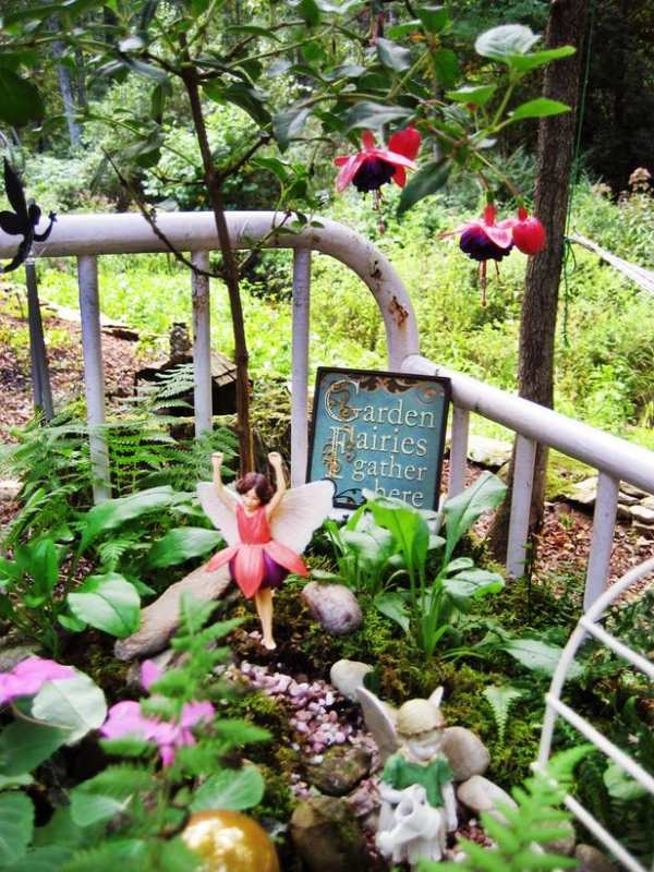 recyklačné závody na výrobu železnej záhradnej postieľky