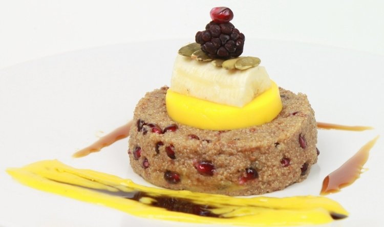 amarantovo-pudingovo-mangovo-granátové jablko-medovo-banánovo-mangová omáčka