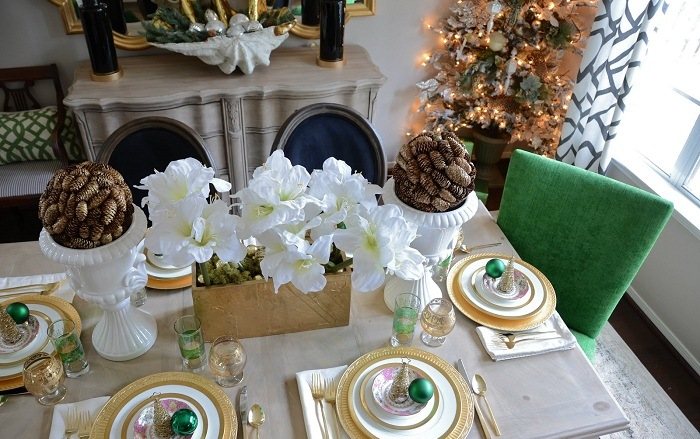 Zlatý červený tanierový sejač zelená vianočná dekorácia Tanierový sejací box zelený vianočné ozdobné gule