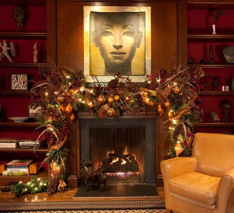 Vianočné ozdoby v americkom štýle - očarujúci veniec z bronzu k krbovej rímse Americko-vianočná dekorácia-krbová rímsa-veniec-zlatá guľa-borovicová šiška-bronz