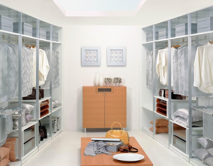 šatňa-dizajn-plán-hliníkové-police-svetlo šedá