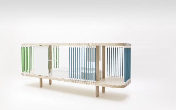 príborník dizajn bukové drevo farebné šnúry polit