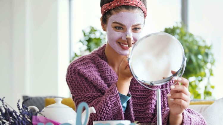 Zimné tipy na starostlivosť o pleť Kozmetické výrobky proti znečisťovaniu