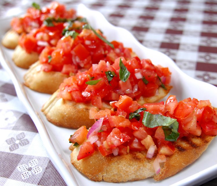 Predjedlá-urobte si-chuť-recept-paradajkovo-bruschetta-klasika