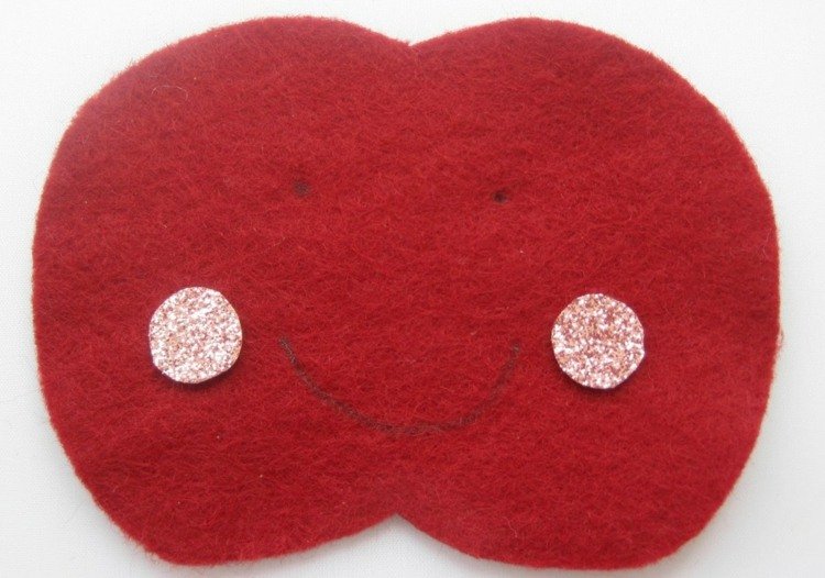 Tvorba z látky na jeseň jablko-drotár-plsť-látka-červená-tvár