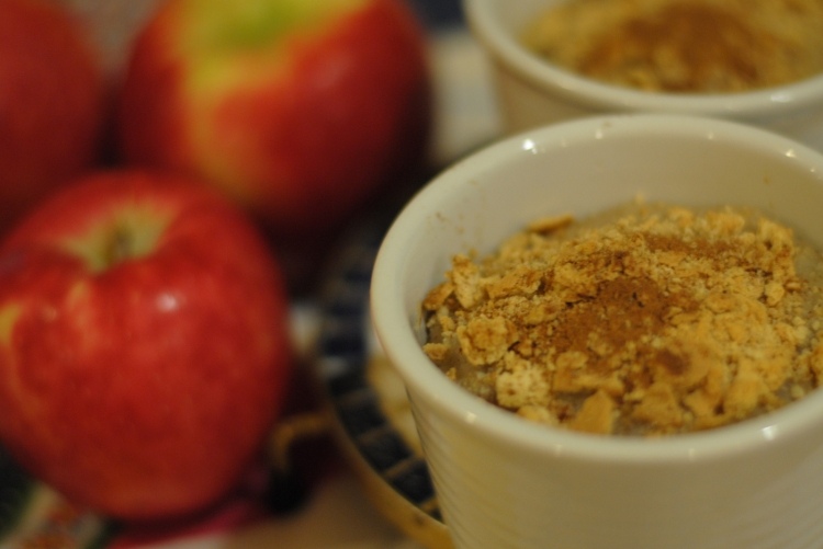 Uvarte si jablkovú omáčku a konzervujte v pohároch Recept na varenie jablkového pyré jesenná zima