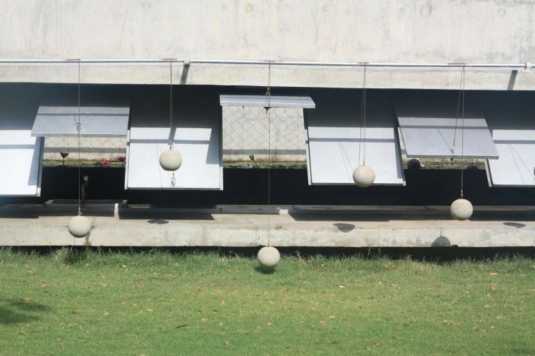 akvarijna-ryba-betonova-dom-denna-vaha-hmotnost-mechanizmus-gulicka