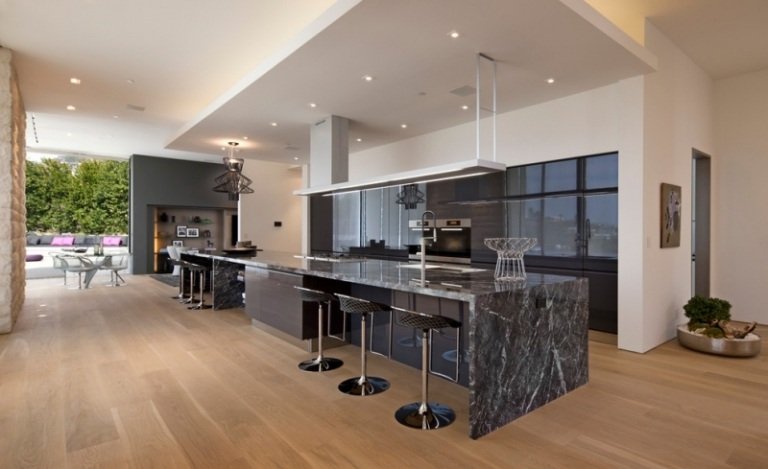 Dosky-kuchyňa-žula-prírodný-kameň-tipy-na výber