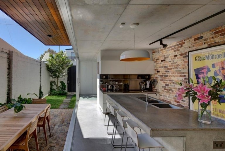 Dosky-kuchyňa-betón-vstavaná-drez-nápady