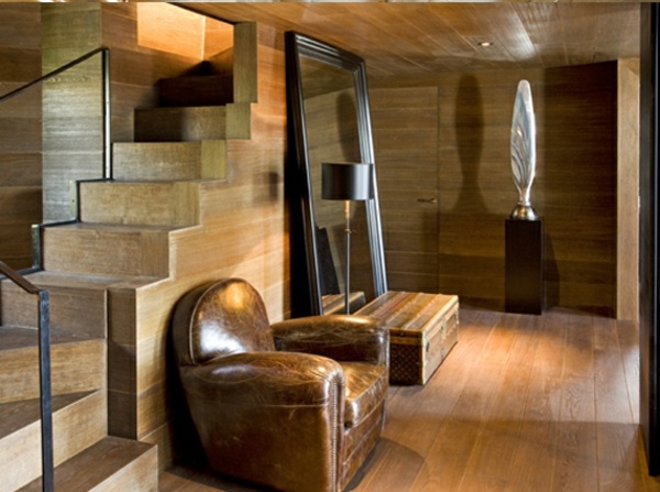 Interiér schodiskového koženého kresla Interiér schodiskového koženého kresla