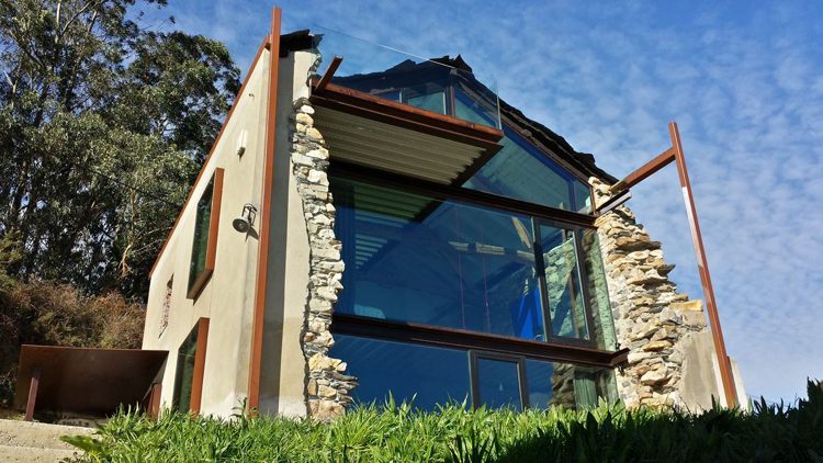 architektúra sklo kamenný dom španielsko corten oceľ