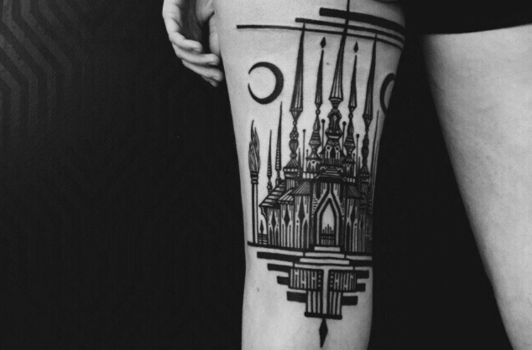 tetovacie motívy architektúra-turecká budova-polmesiac-architektúra