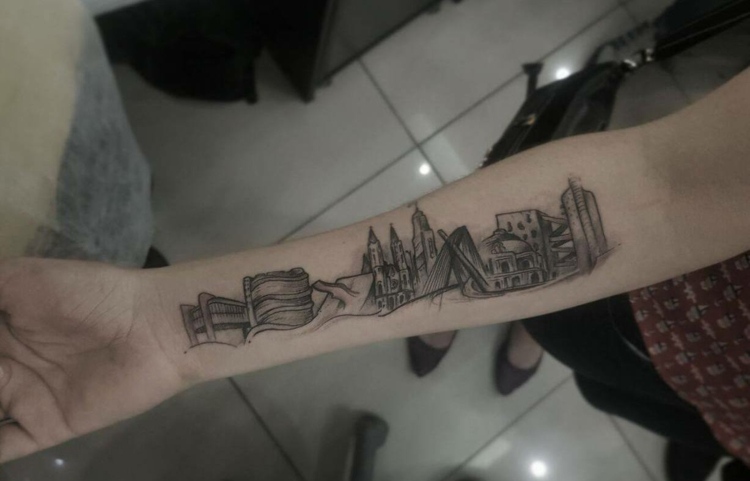 tetovanie-motívy-architektúra-predlaktie-idea-architektúra-mestská