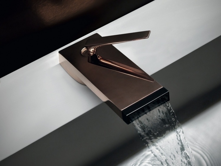 Batéria do kúpeľne -bronzová-umývadlová-hranatá-obyčajná-jednoduchá