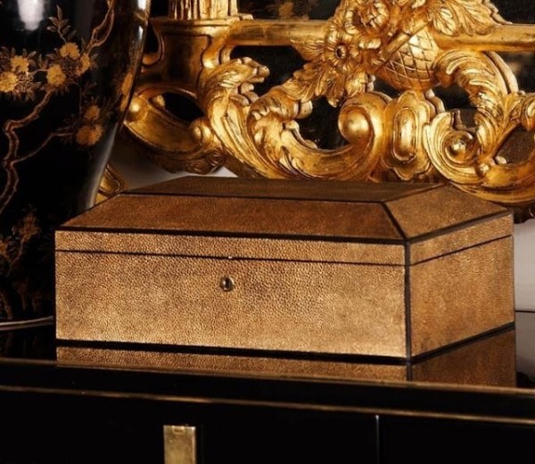 Luxusné doplnky do domácnosti - v zlatom vzhľade Luxusné doplnky v zlatom vzhľade