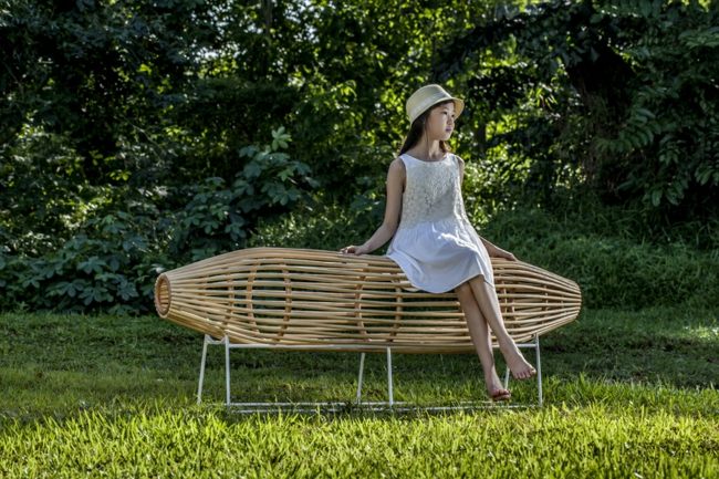 Nápad na ázijský ratanový záhradný dizajn, bambusový kovový rám