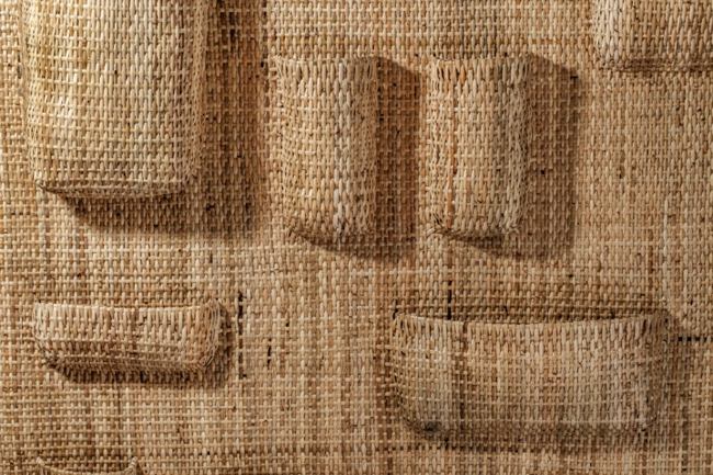 Dizajnový bambusový prútený nábytok