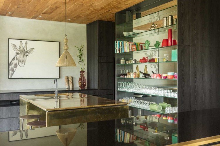 ázijský štýl bývania zariadenie kuchyne sklenená tyčinka