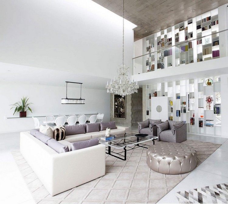 átrium-dom-peru-obývačka-závesný-luster-koberec