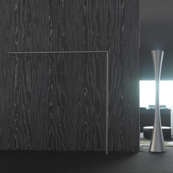 Stojacia lampa-inovatívny dizajn Martinelli