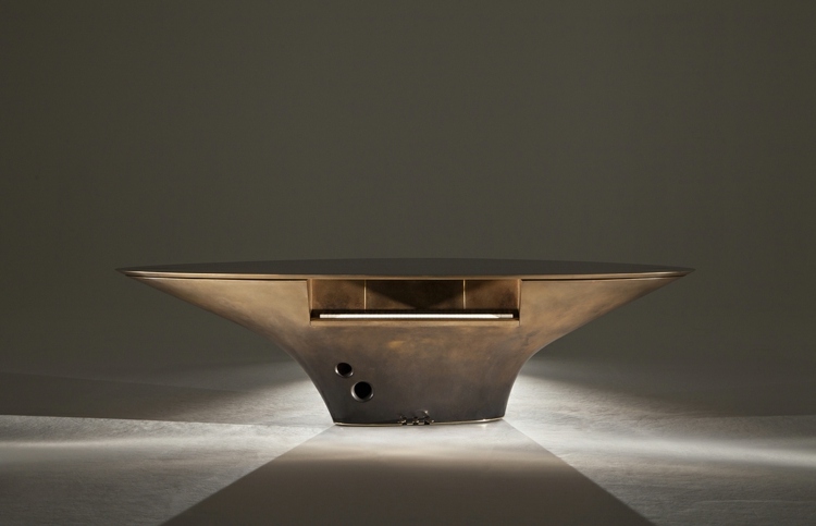Klavír by mal pripomínať špirály a priestor piano design kovová špirála tvar twist