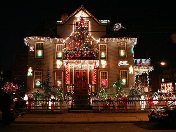 Vonkajšie dekorácie Vianočná enkláva Taliansko -americká Vonkajšie dekorácie vianočný brooklyn enkláva taliansky americký